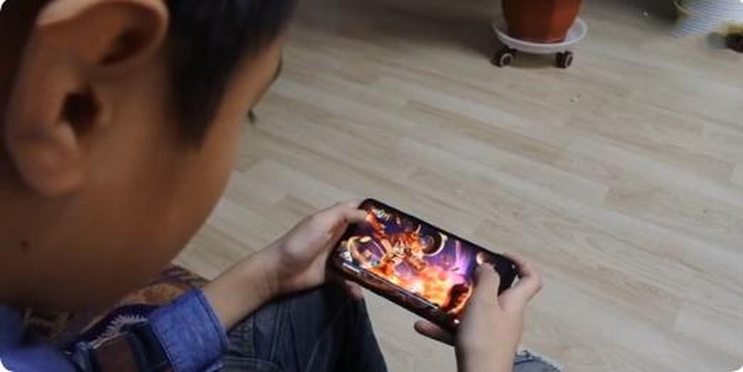孩子痴迷网络游戏